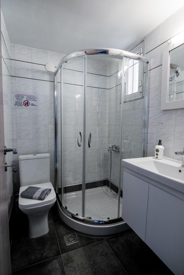 Dias Apartments Мола Калива Екстериор снимка